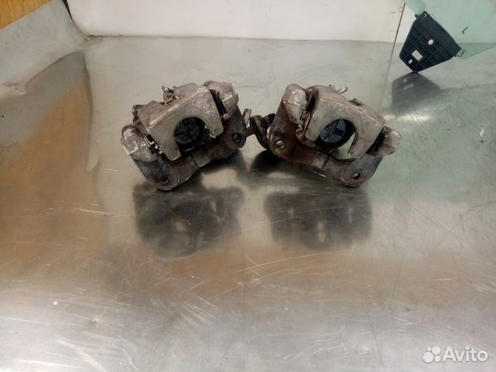 Суппорт Honda Civic 4D с 2005г. задний