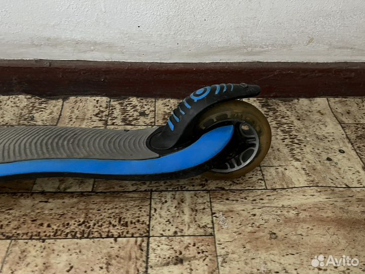 Самокат городской Globber Flow 125 Велокиндер