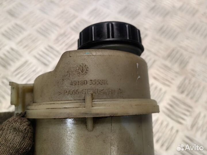 Бачок гидроусилителя Renault Duster