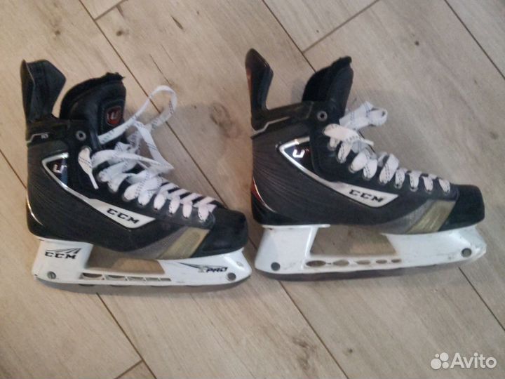 Коньки хоккейные ccm