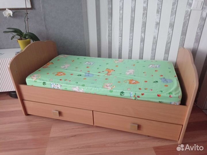 Детская кроватка в идеальном состояние