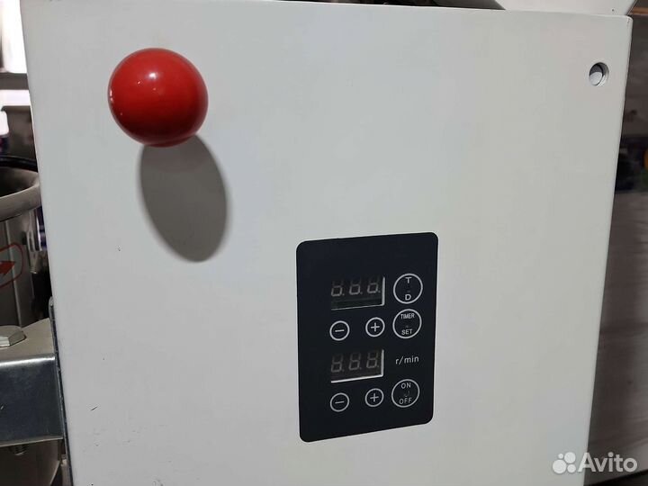Тестомес спиральный 20 литров Assum SH20A и HS20T