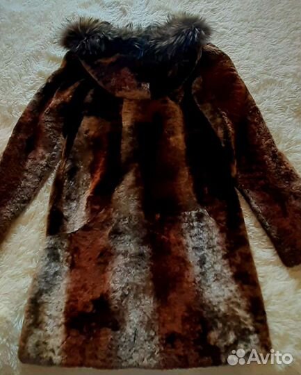 Продам шубу из мутона в отличном состоянии