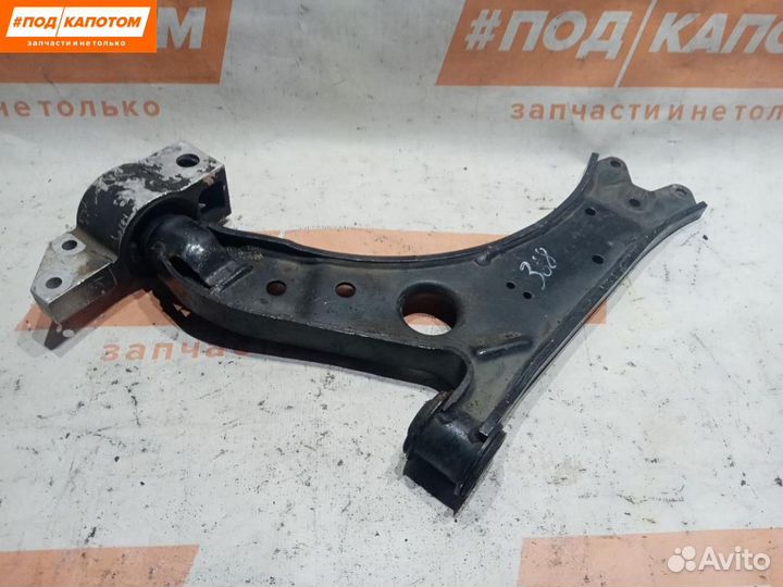 Рычаг передний правый нижний Volkswagen Golf 5