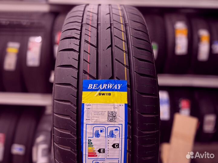 Bearway BW118 275/35 R19 118T