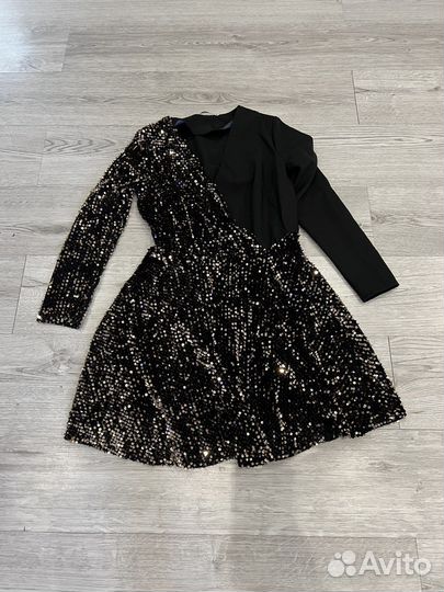 Платье