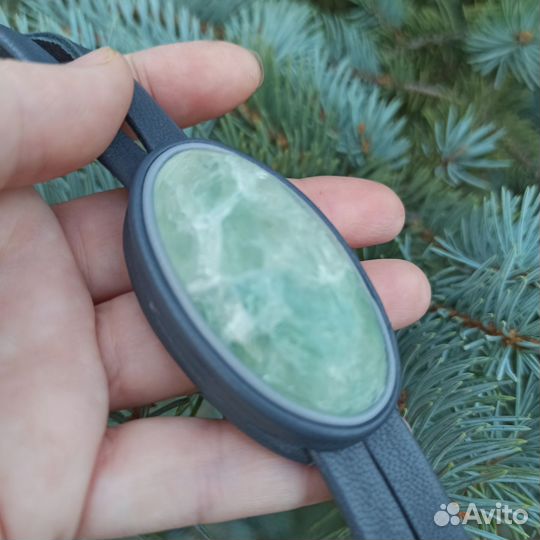 Галстук-боло с флюоритом. Стильный аксессуар