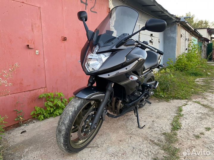 Yamaha XJ6(FZ6R) Diversion