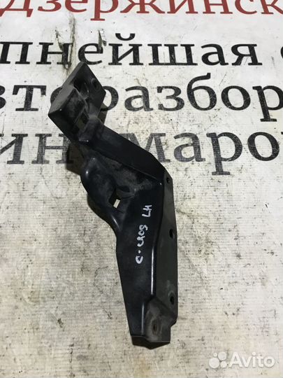 Кронштейн фар левый Citroen C-Crosser