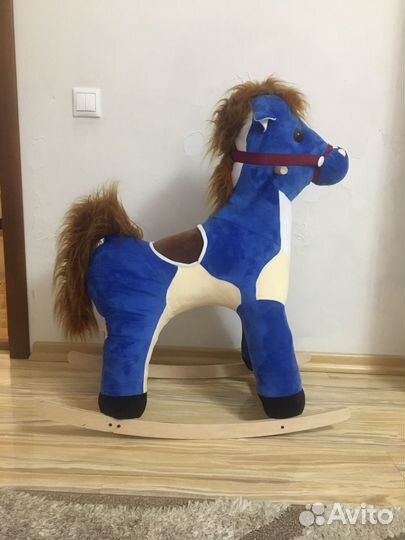 Детская лошадка качалка деревянная
