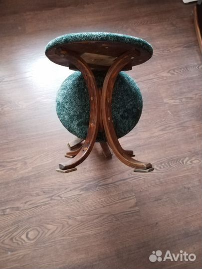 Маленькая табуретка, банкетка раритет 1986год
