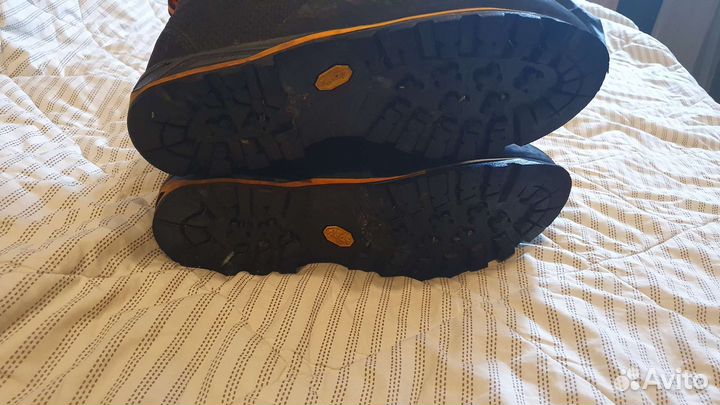 Треккинговые ботинки simond 45 размер