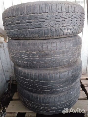 Bridgestone Dueler H/T 687 225/65 R17