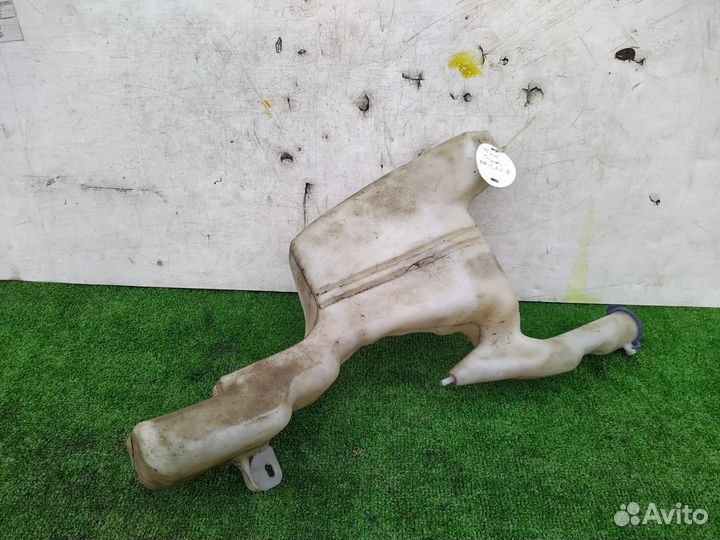 Бачок омывателя стекла Ford fiesta MK7