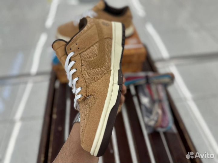 Кроссовки Nike SB Dunk Low