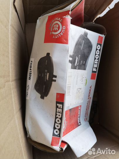 Комплект тормозных колодок Рено Дастер