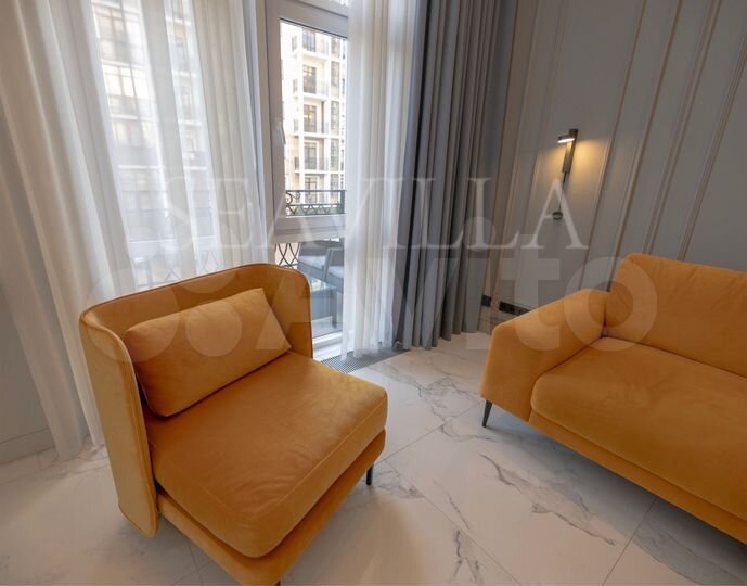 2-к. квартира, 83 м², 1/7 эт.