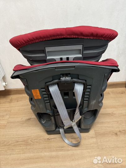 Автомобильное кресло britax romer