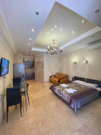 Квартира-студия, 38 м², 1/9 эт.