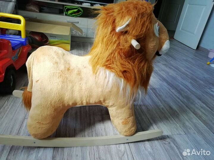 Детская игрушка - качалка