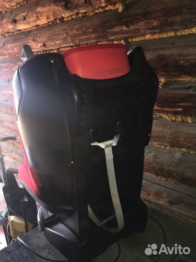 Детское автокресло от 0 maxi cosi