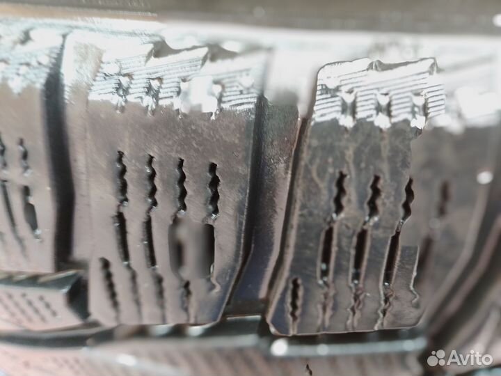 Nokian Tyres Hakkapeliitta R2 SUV 215/65 R17