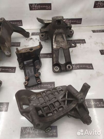 Кронштейн кондиционера VW VAG 3.0 TDI CDU