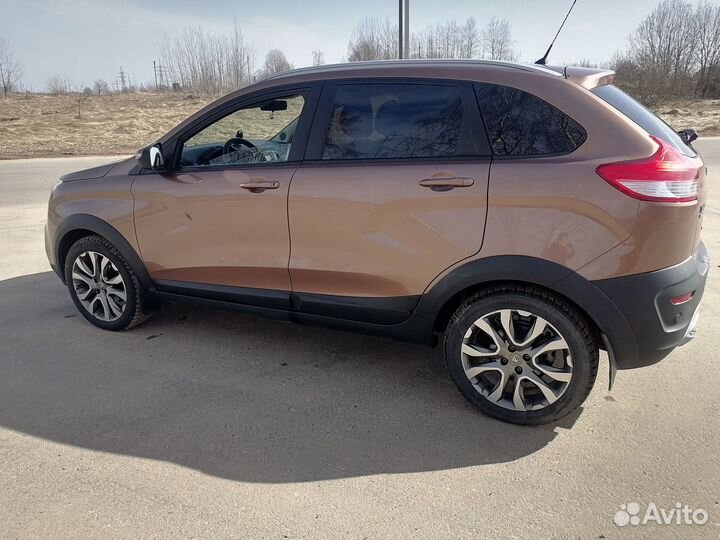 LADA XRAY Cross 1.8 МТ, 2021, 44 900 км