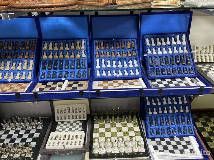 Шахматы из камня