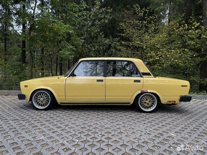 ВАЗ 2105 1.5 МТ, 1983, 17 150 км