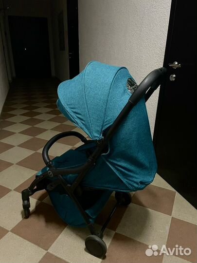 Коляска прогулочная