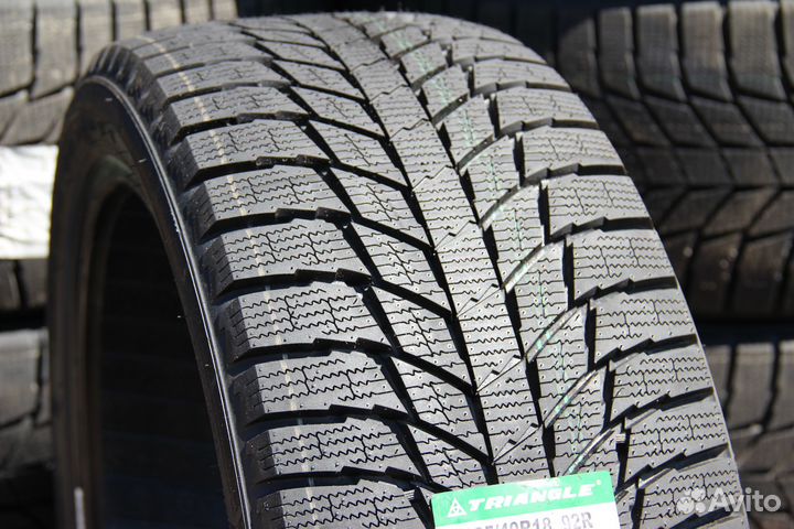 Triangle PL01 225/60 R18