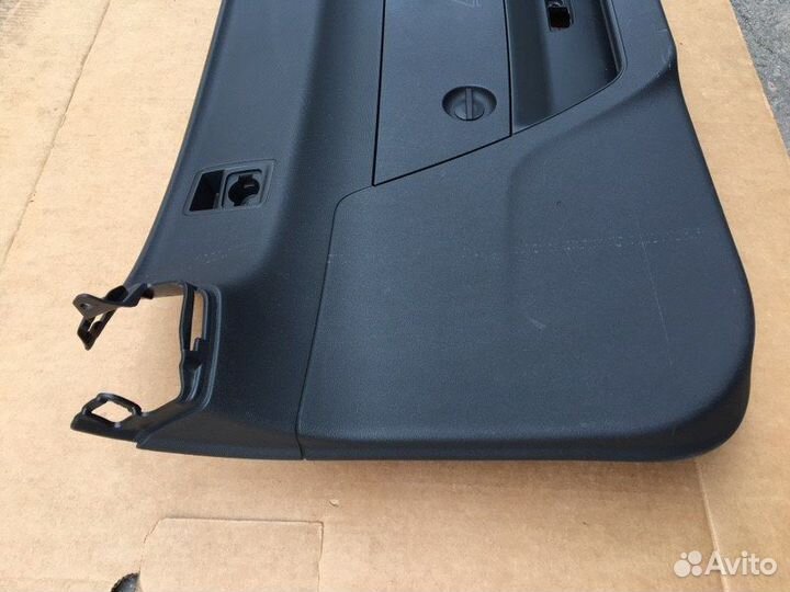 Обшивка крышки багажника Bmw 6 G32