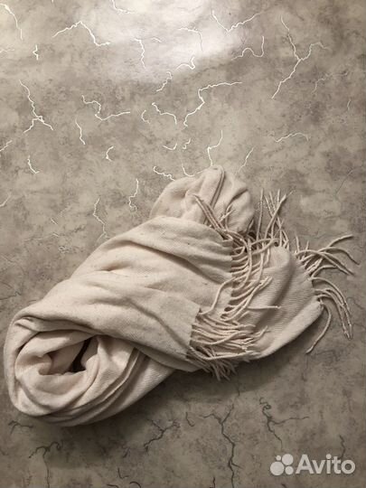 Шарфы и палантины