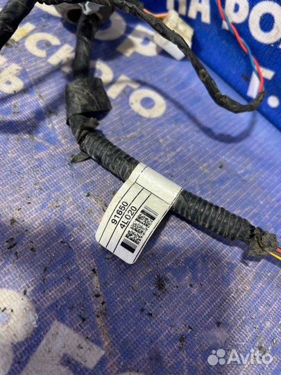 Проводка двери Hyundai Solaris 1 седан 2012