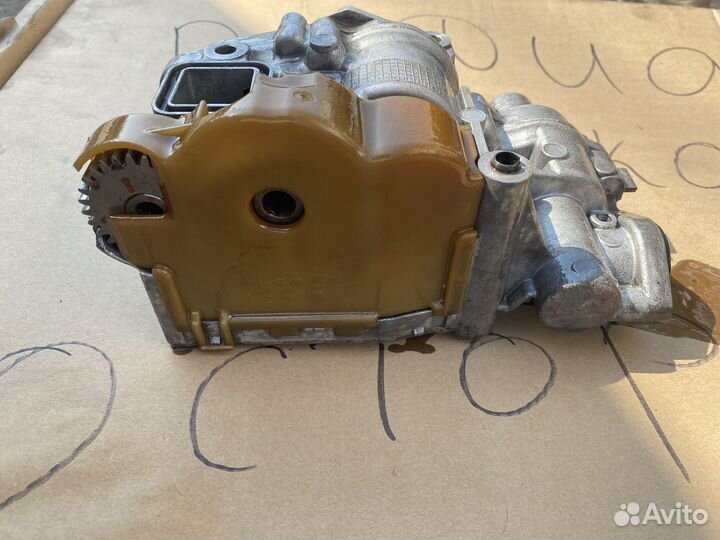 Насос масляный audi Q7 4L BAR 4.2