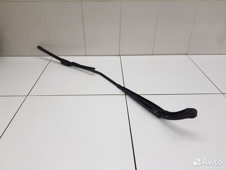 Поводок стеклоочистителя правый (Haval F7)