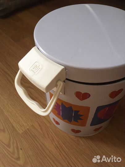 Ведерко для мусора