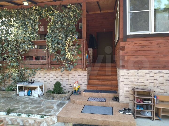 Комната 23 м² в 3-к., 1/2 эт.