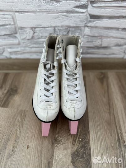 Коньки для фигурного катания детские