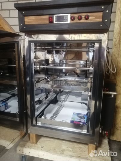 Коптильня горячего и холодного копчения