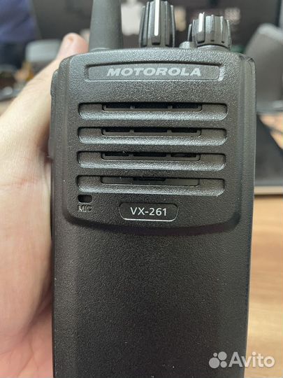 Рация Motorola VX-261