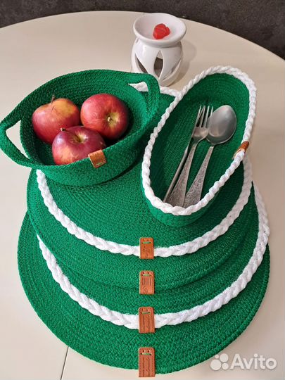 Подставочные салфетки. К 8 Марта Ручной работы