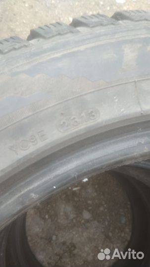 Kumho I'Zen KW22 215/55 R17