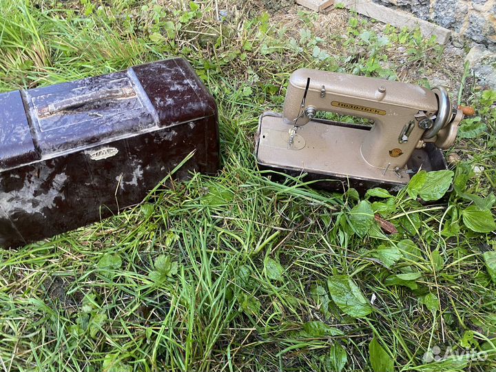 Швейная машина подольск