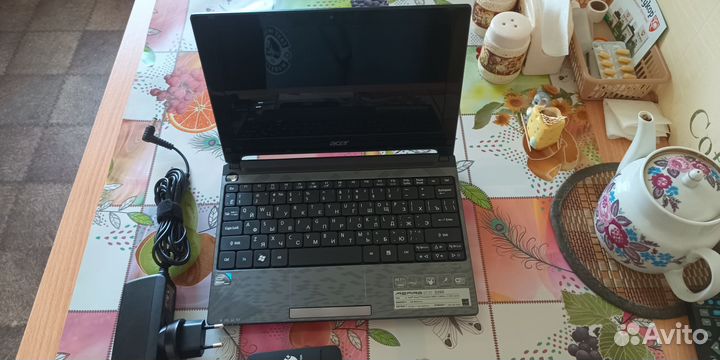 Нетбук acer aspire one