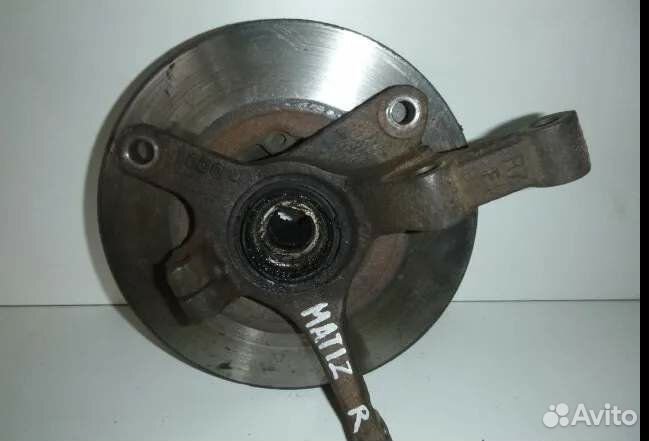 Поворотный кулак передний правый Daewoo Matiz M150