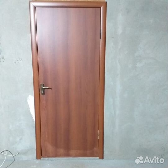 Двери между комнатные бу
