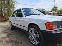 Mercedes-Benz 190 (W201) 2.0 AT, 1983, 400 000 км, с пробегом, цена 375 000 руб.