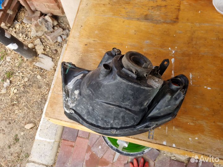 Фары передние на л 200, паджеро спорт